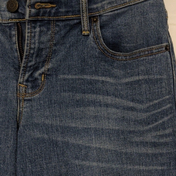 boot-cut blue jeans, never worn - Picture 3 of 4